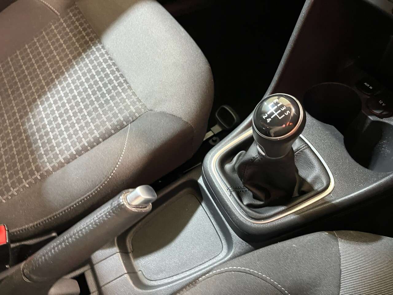2017 VOLKSWAGEN POLO 2017 VOLKSWAGEN POLO