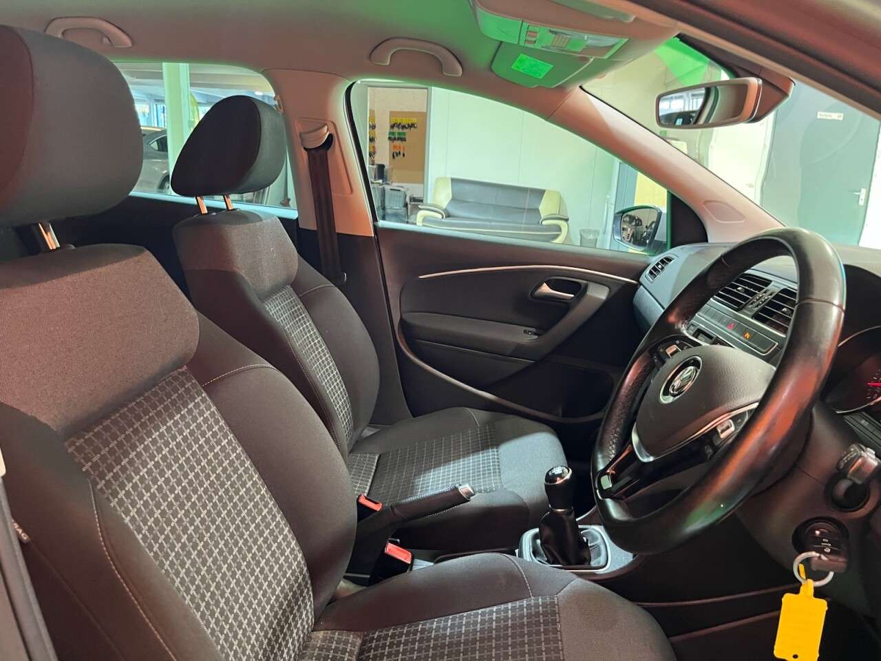 2017 VOLKSWAGEN POLO 2017 VOLKSWAGEN POLO