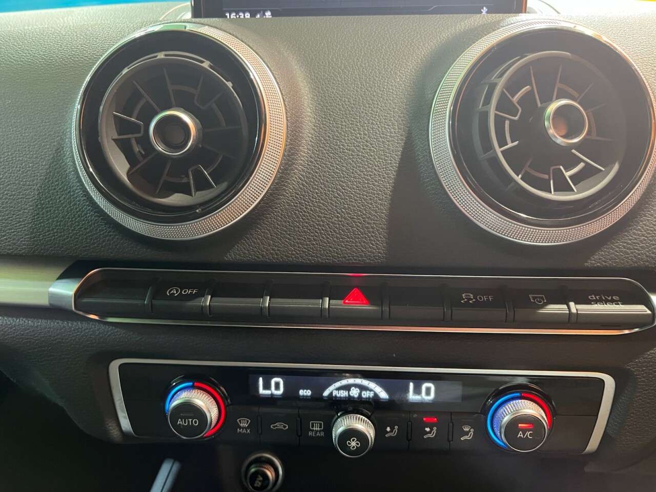 2018 AUDI A3 2018 AUDI A3