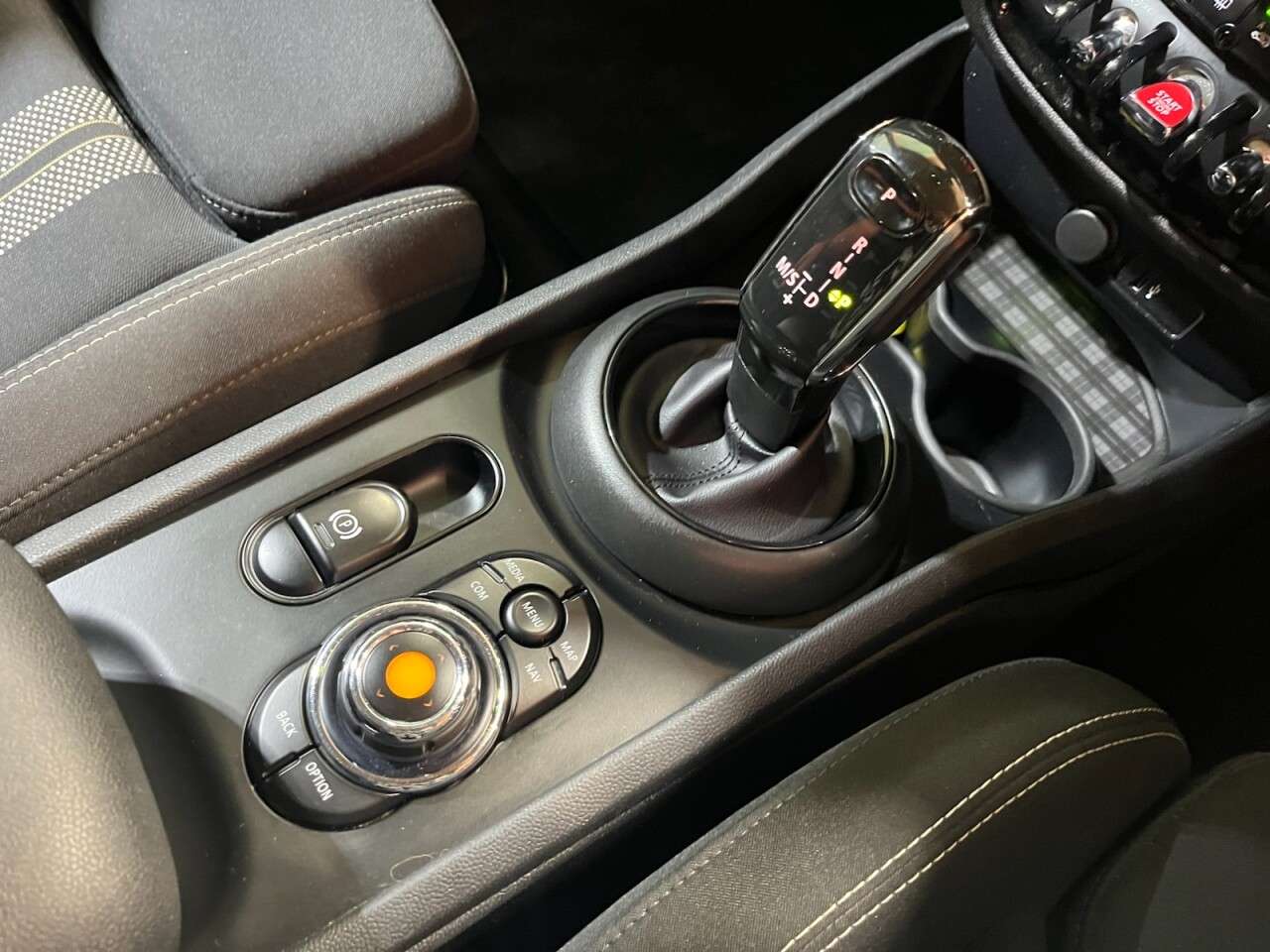 2020 MINI CLUBMAN 2020 MINI CLUBMAN