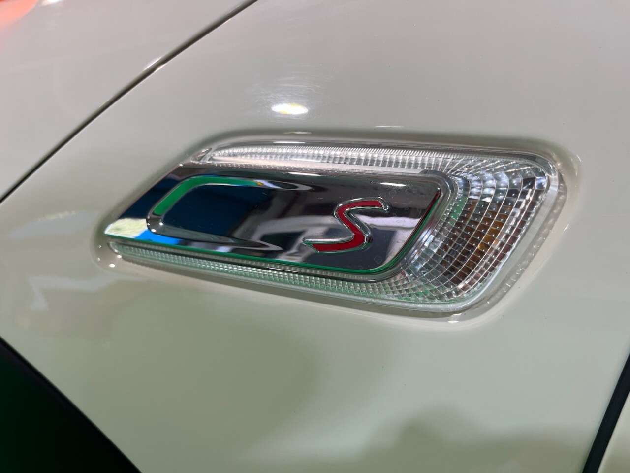 2020 MINI CLUBMAN 2020 MINI CLUBMAN
