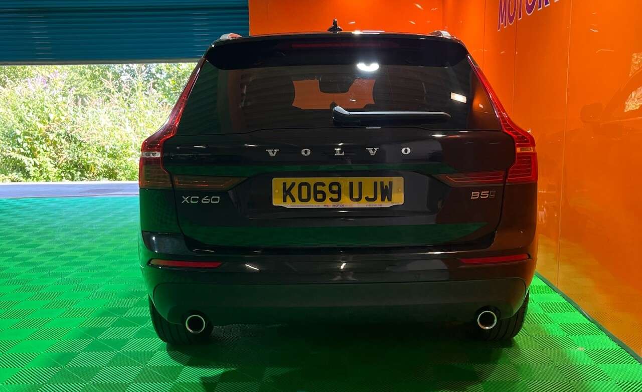 2020 VOLVO XC60 2020 VOLVO XC60