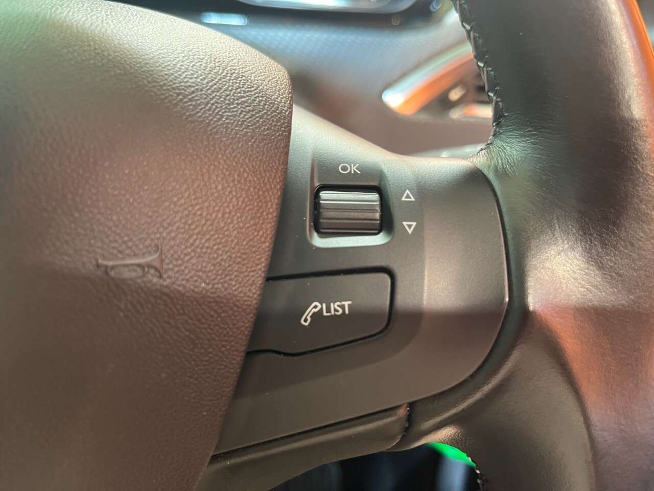 2019 PEUGEOT 2008 2019 PEUGEOT 2008