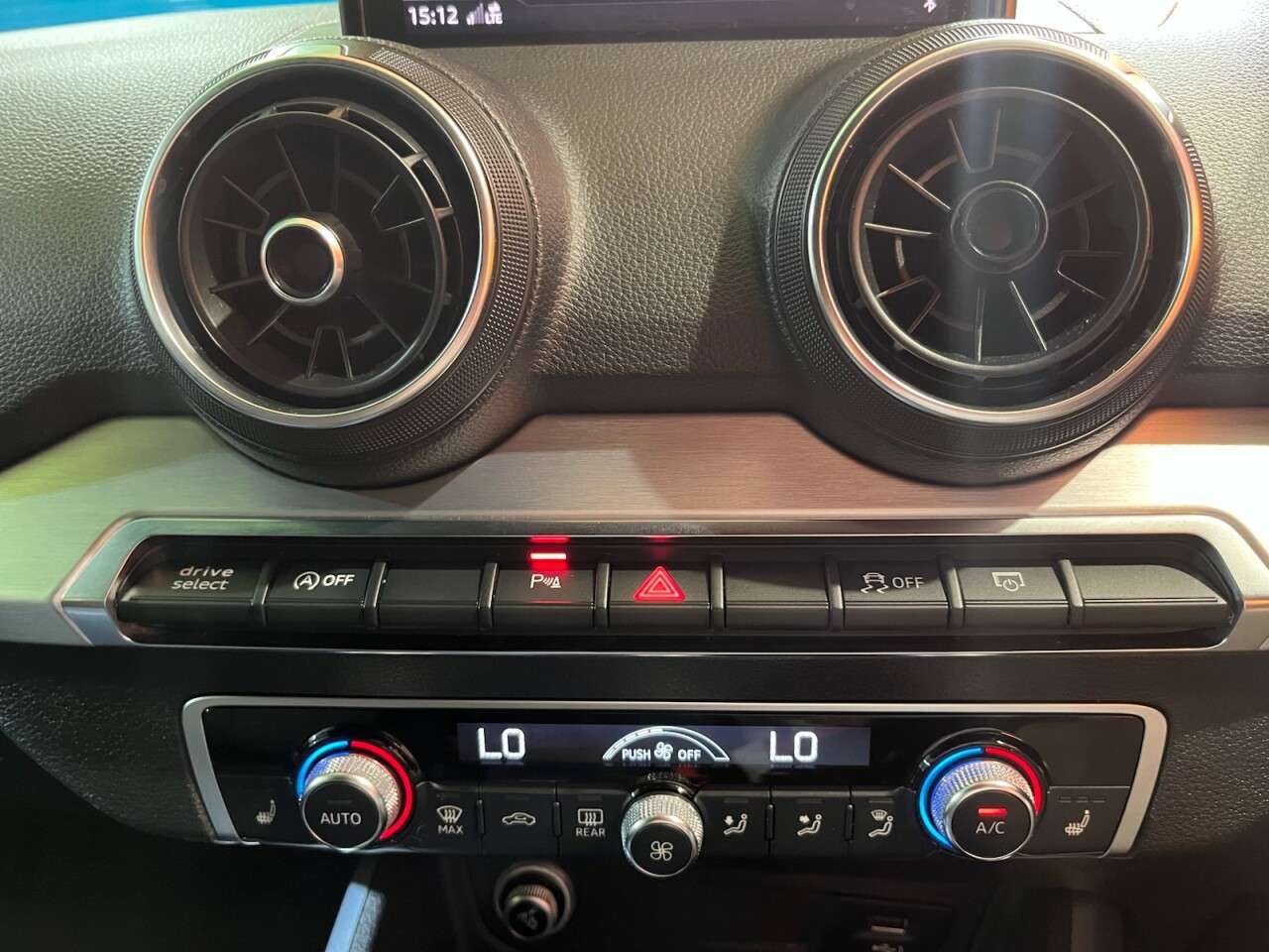 2017 AUDI Q2 2017 AUDI Q2