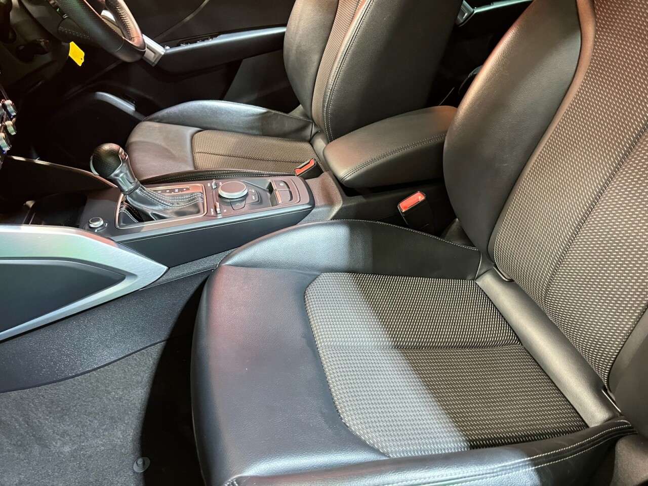 2017 AUDI Q2 2017 AUDI Q2