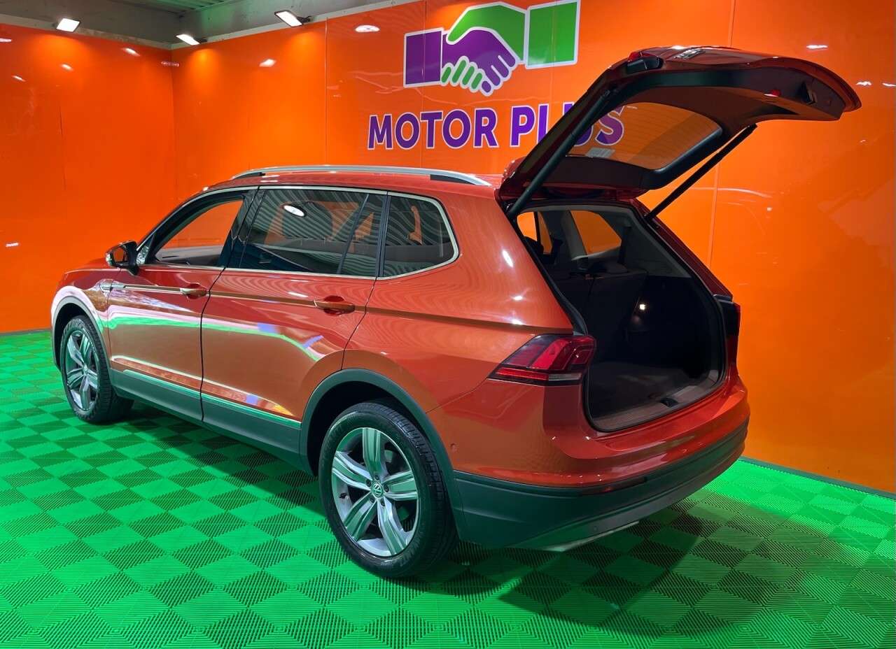 A 2020 VOLKSWAGEN TIGUAN ALLSPACE 1.5 TSI EVO Match SUV 5dr Petrol DSG Euro 6 (s/s) (150 ps) Visit Over 400 C A 2020 VOLKSWAGEN TIGUAN ALLSPACE 1.5 TSI EVO Match SUV 5dr Petrol DSG Euro 6 (s/s) (150 ps) Visit Over 400 C