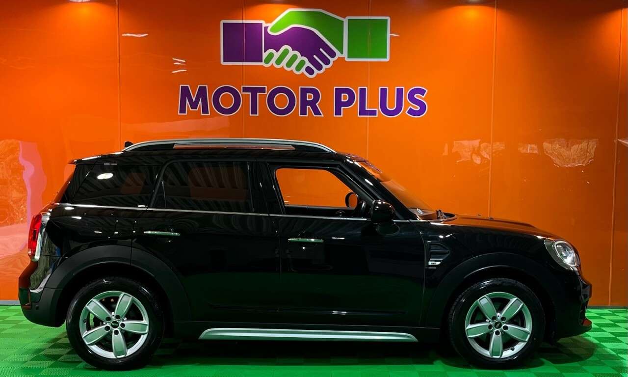 A 2018 MINI COUNTRYMAN 1.5 Cooper SUV 5dr Petrol Auto Euro 6 (s/s) (136 ps) Visit Over 400 Cars In A 2018 MINI COUNTRYMAN 1.5 Cooper SUV 5dr Petrol Auto Euro 6 (s/s) (136 ps) Visit Over 400 Cars In
