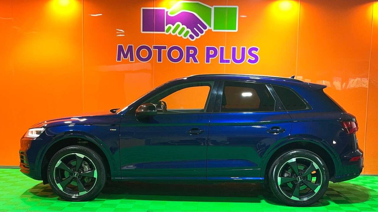 A 2019 AUDI Q5 2.0 TDI 40 Black Edition SUV 5dr Diesel S Tronic quattro Euro 6 (s/s) (190 A 2019 AUDI Q5 2.0 TDI 40 Black Edition SUV 5dr Diesel S Tronic quattro Euro 6 (s/s) (190