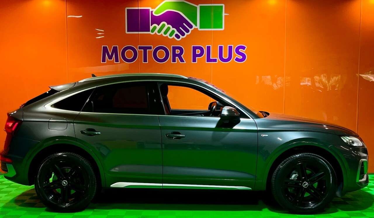 A 2021 AUDI Q5 2.0 TDI 40 S line Sportback 5dr Diesel S Tronic quattro Euro 6 (s/s) (204 p A 2021 AUDI Q5 2.0 TDI 40 S line Sportback 5dr Diesel S Tronic quattro Euro 6 (s/s) (204 p