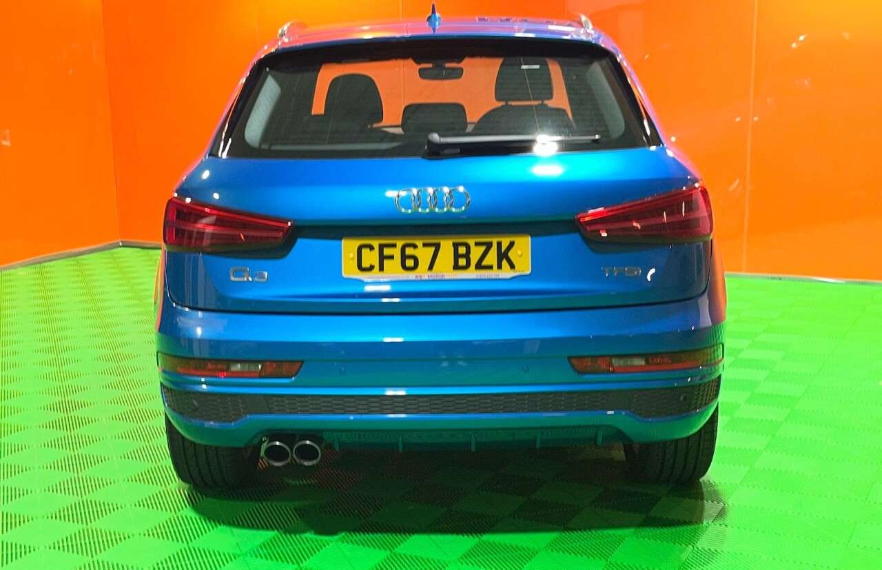 2018 AUDI Q3 2018 AUDI Q3