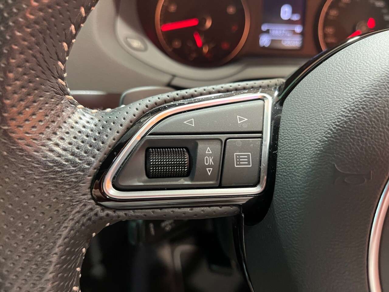 2018 AUDI Q3 2018 AUDI Q3