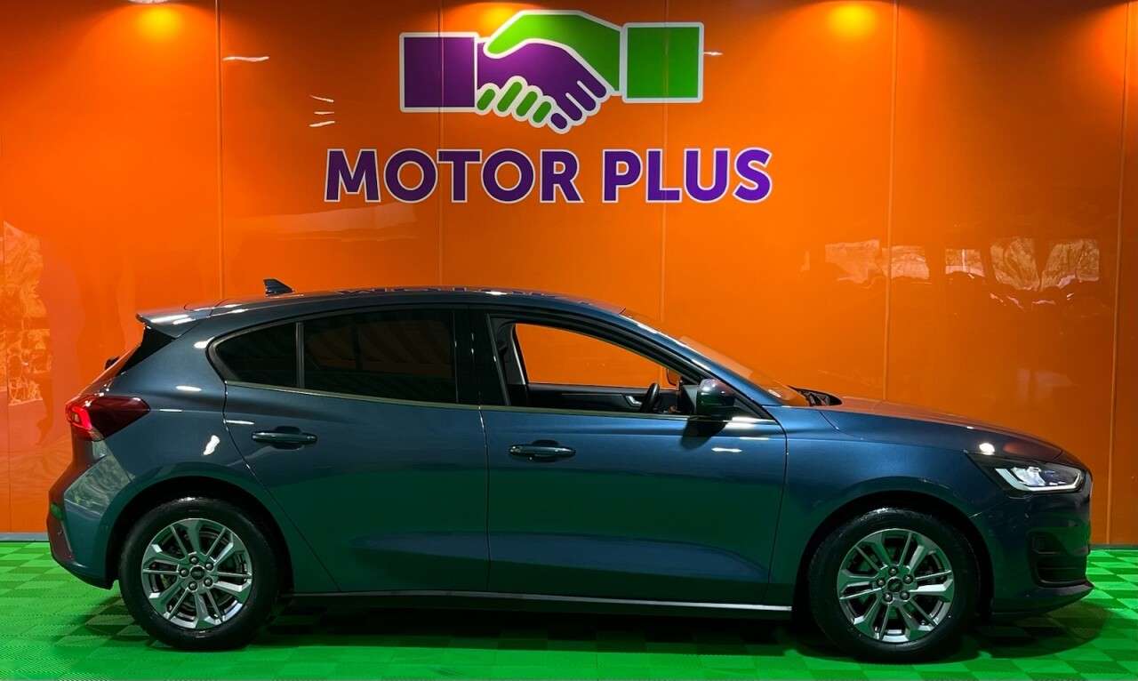 2022 FORD FOCUS 2022 FORD FOCUS
