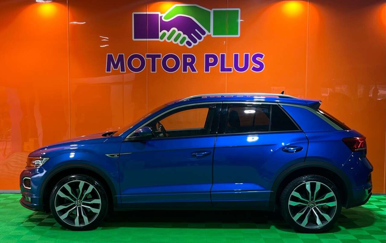 A 2021 VOLKSWAGEN T-ROC 1.5 TSI GPF EVO R-Line SUV 5dr Petrol Manual Euro 6 (s/s) (150 ps) Visit Ov A 2021 VOLKSWAGEN T-ROC 1.5 TSI GPF EVO R-Line SUV 5dr Petrol Manual Euro 6 (s/s) (150 ps) Visit Ov