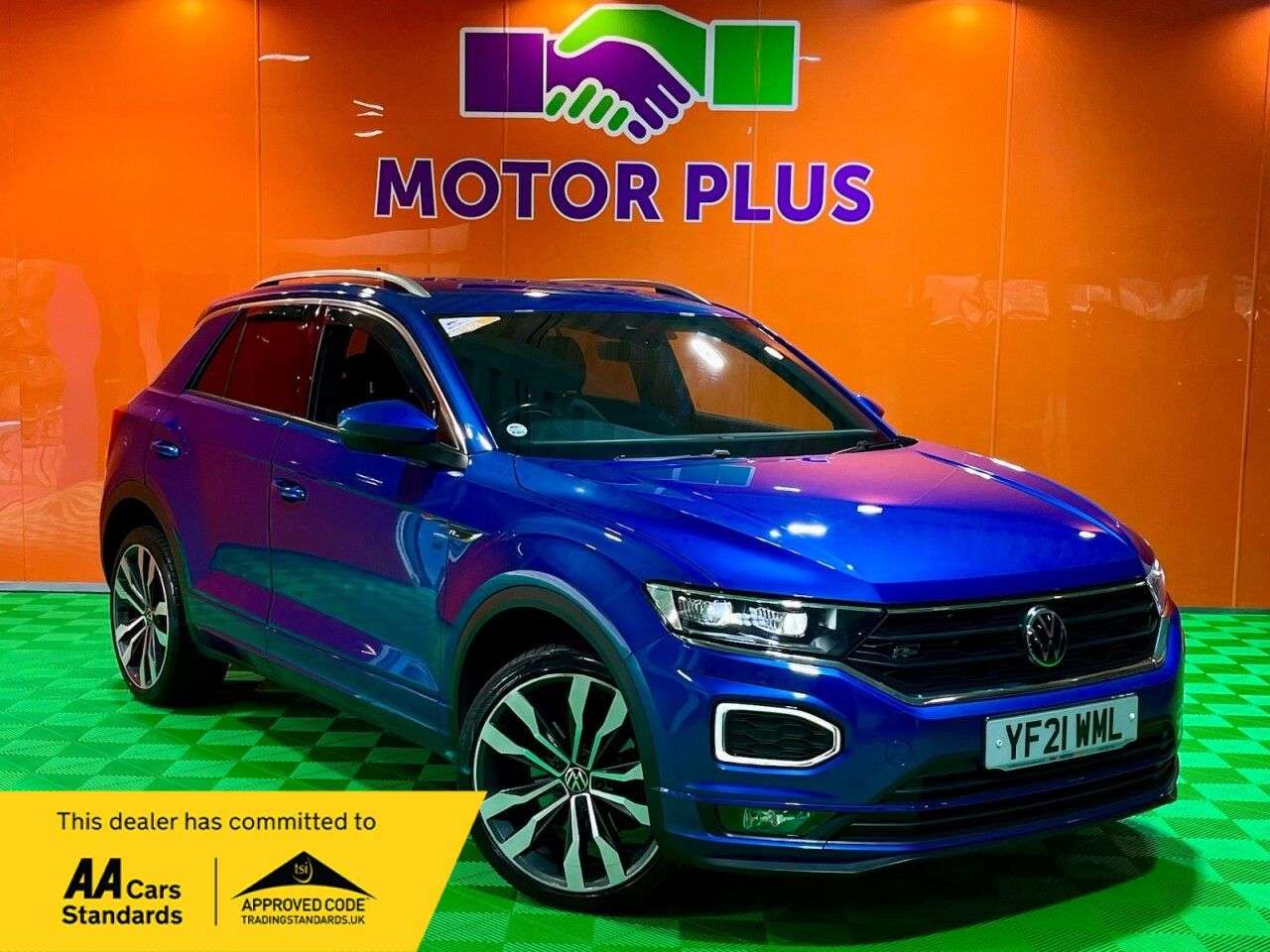 A 2021 VOLKSWAGEN T-ROC 1.5 TSI GPF EVO R-Line SUV 5dr Petrol Manual Euro 6 (s/s) (150 ps) Visit Ov A 2021 VOLKSWAGEN T-ROC 1.5 TSI GPF EVO R-Line SUV 5dr Petrol Manual Euro 6 (s/s) (150 ps) Visit Ov