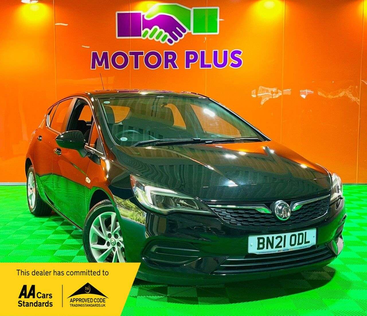A 2021 VAUXHALL ASTRA 1.2 Turbo SE Hatchback 5dr Petrol Manual Euro 6 (s/s) (110 ps) Visit Over 4 A 2021 VAUXHALL ASTRA 1.2 Turbo SE Hatchback 5dr Petrol Manual Euro 6 (s/s) (110 ps) Visit Over 4