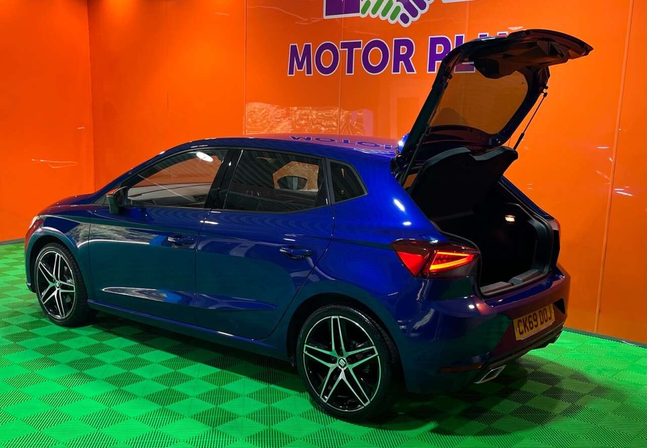 A 2019 SEAT IBIZA 1.0 TSI FR Sport Hatchback 5dr Petrol Manual Euro 6 (s/s) GPF (115 ps) Visi A 2019 SEAT IBIZA 1.0 TSI FR Sport Hatchback 5dr Petrol Manual Euro 6 (s/s) GPF (115 ps) Visi