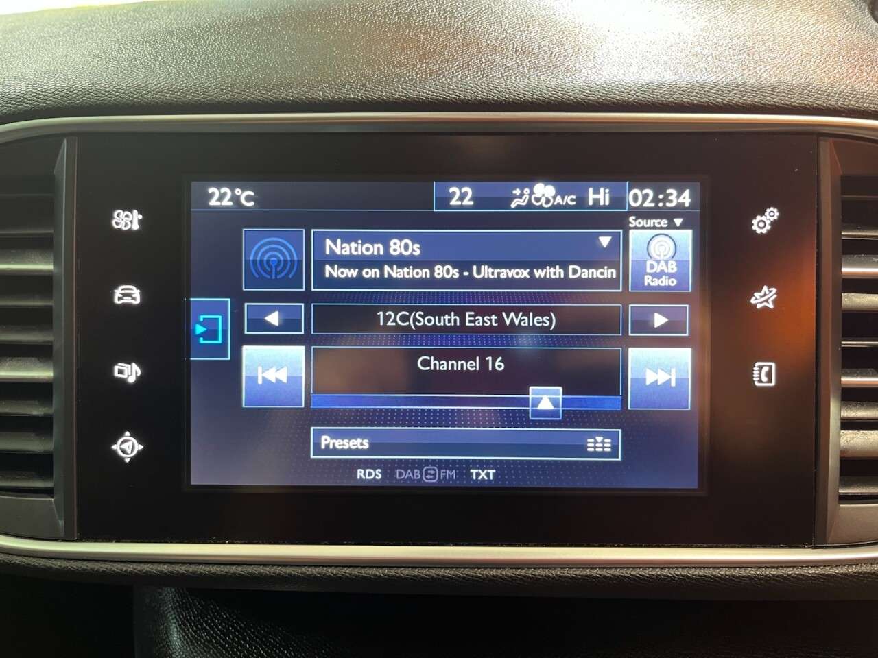 2015 PEUGEOT 308 2015 PEUGEOT 308
