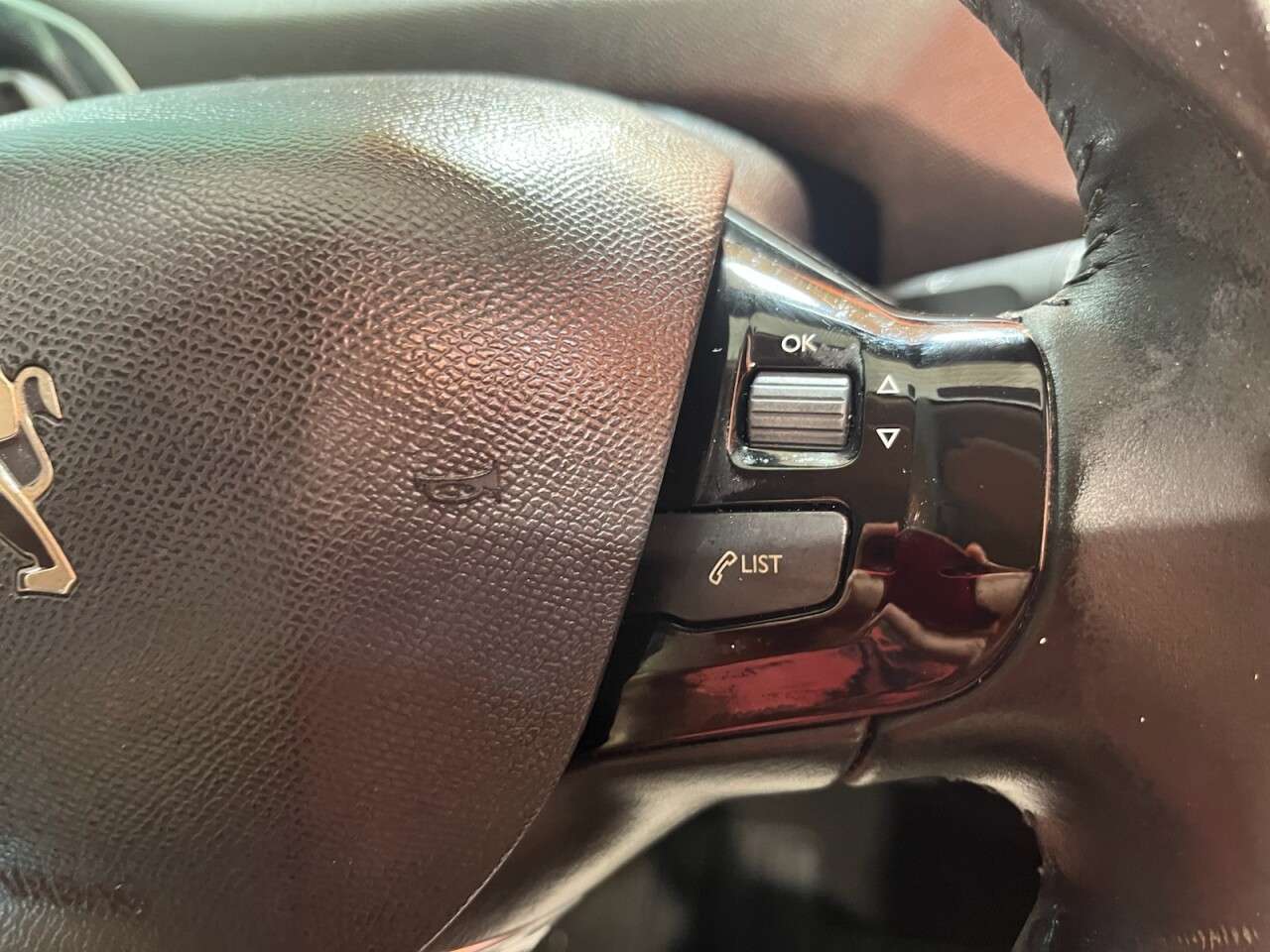 2015 PEUGEOT 308 2015 PEUGEOT 308