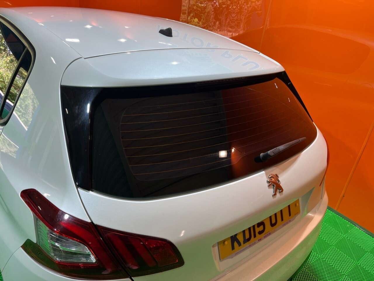 2015 PEUGEOT 308 2015 PEUGEOT 308