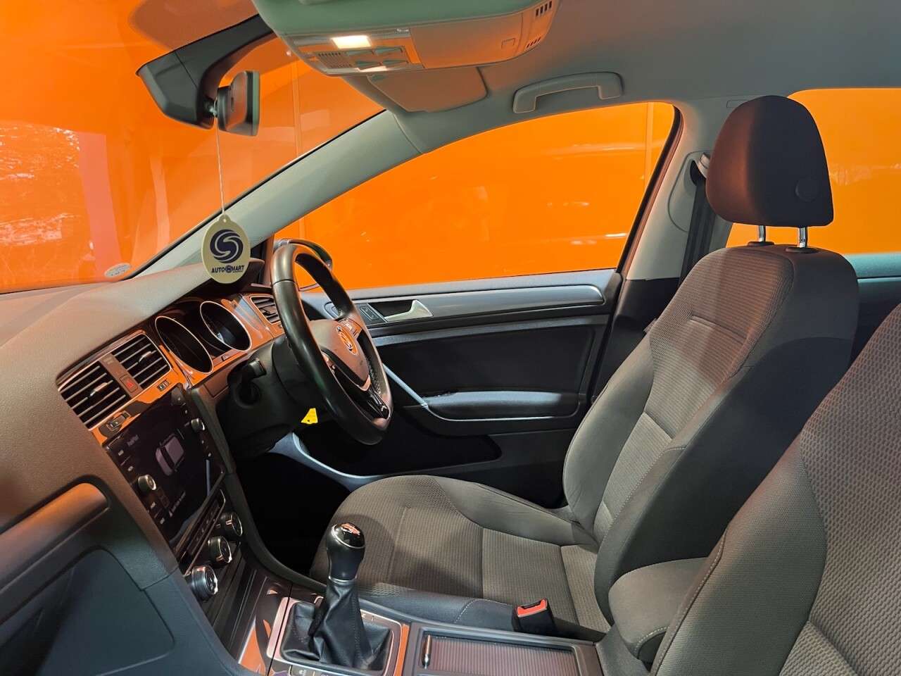 2019 VOLKSWAGEN GOLF 2019 VOLKSWAGEN GOLF