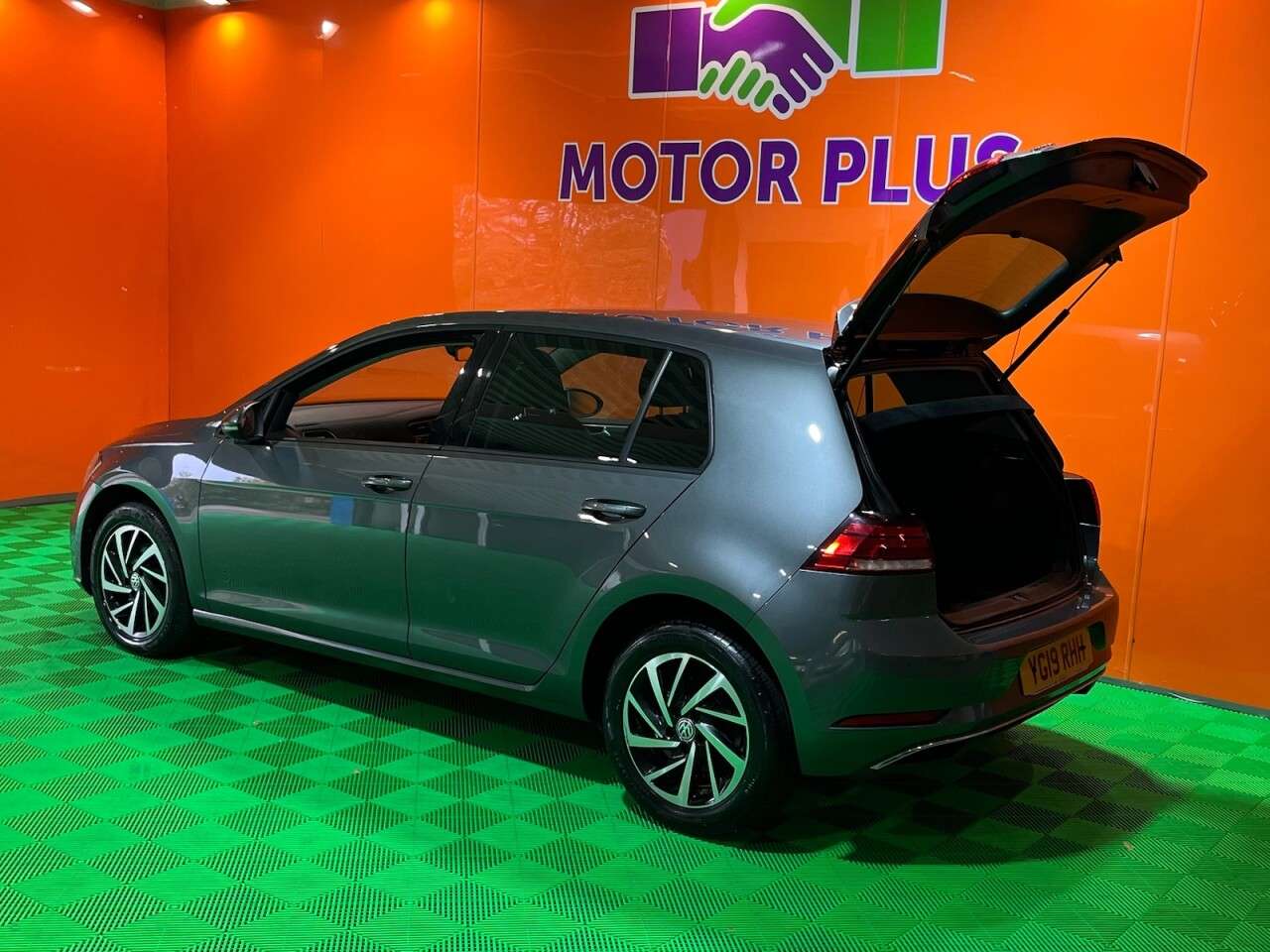 2019 VOLKSWAGEN GOLF 2019 VOLKSWAGEN GOLF