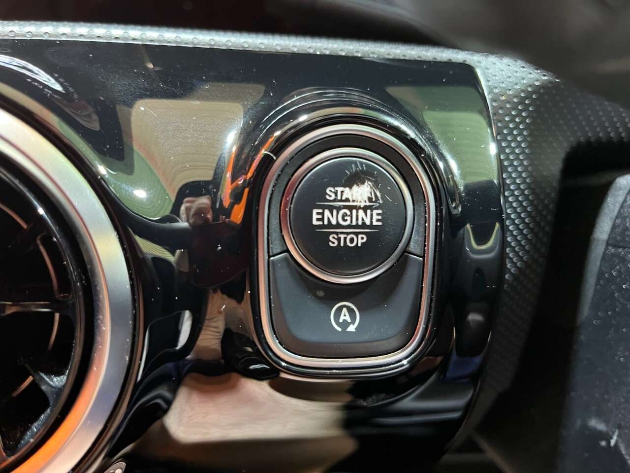2018 MERCEDES-BENZ A CLASS 2018 MERCEDES-BENZ A CLASS