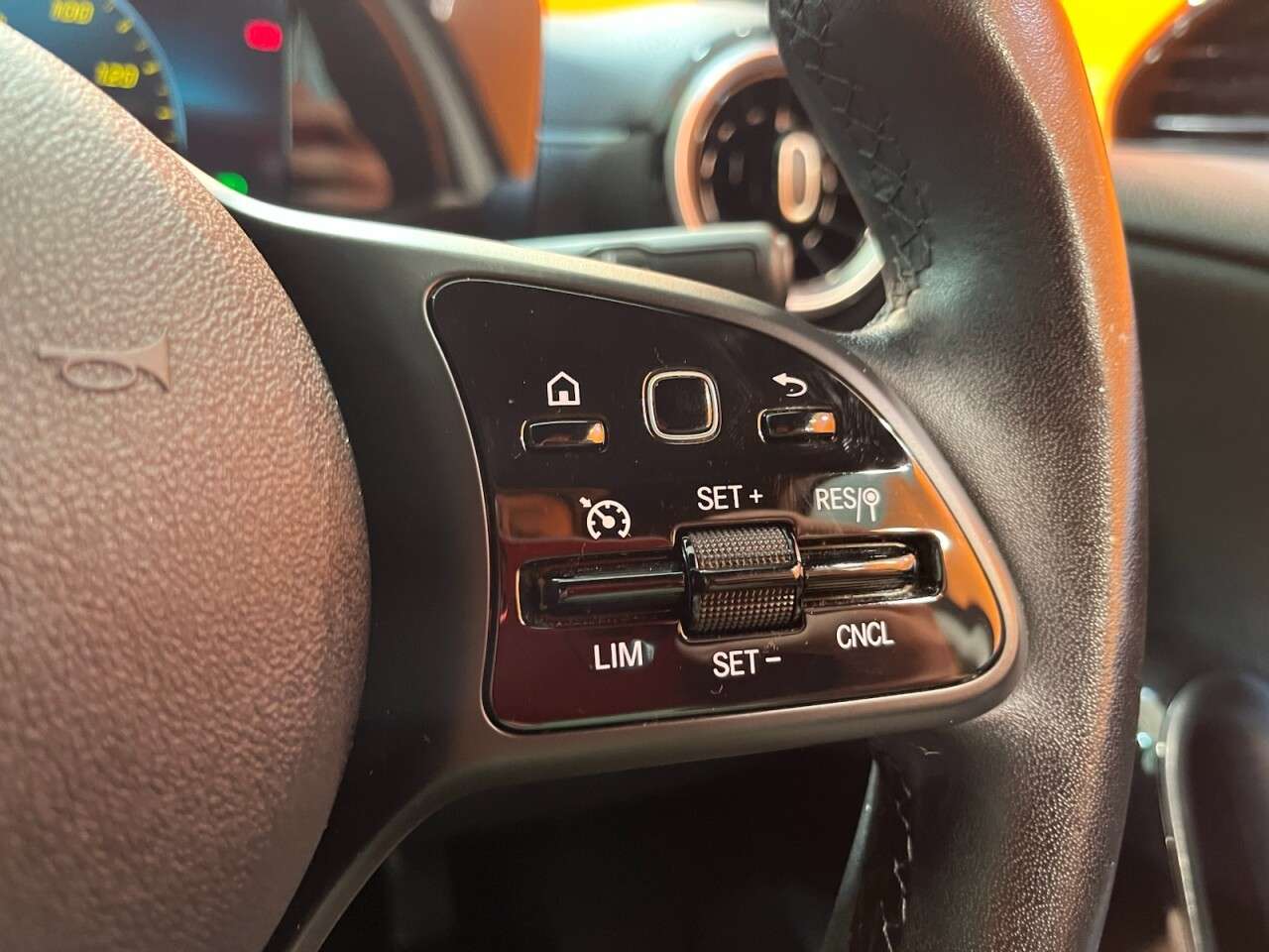 2019 MERCEDES-BENZ A CLASS 2019 MERCEDES-BENZ A CLASS