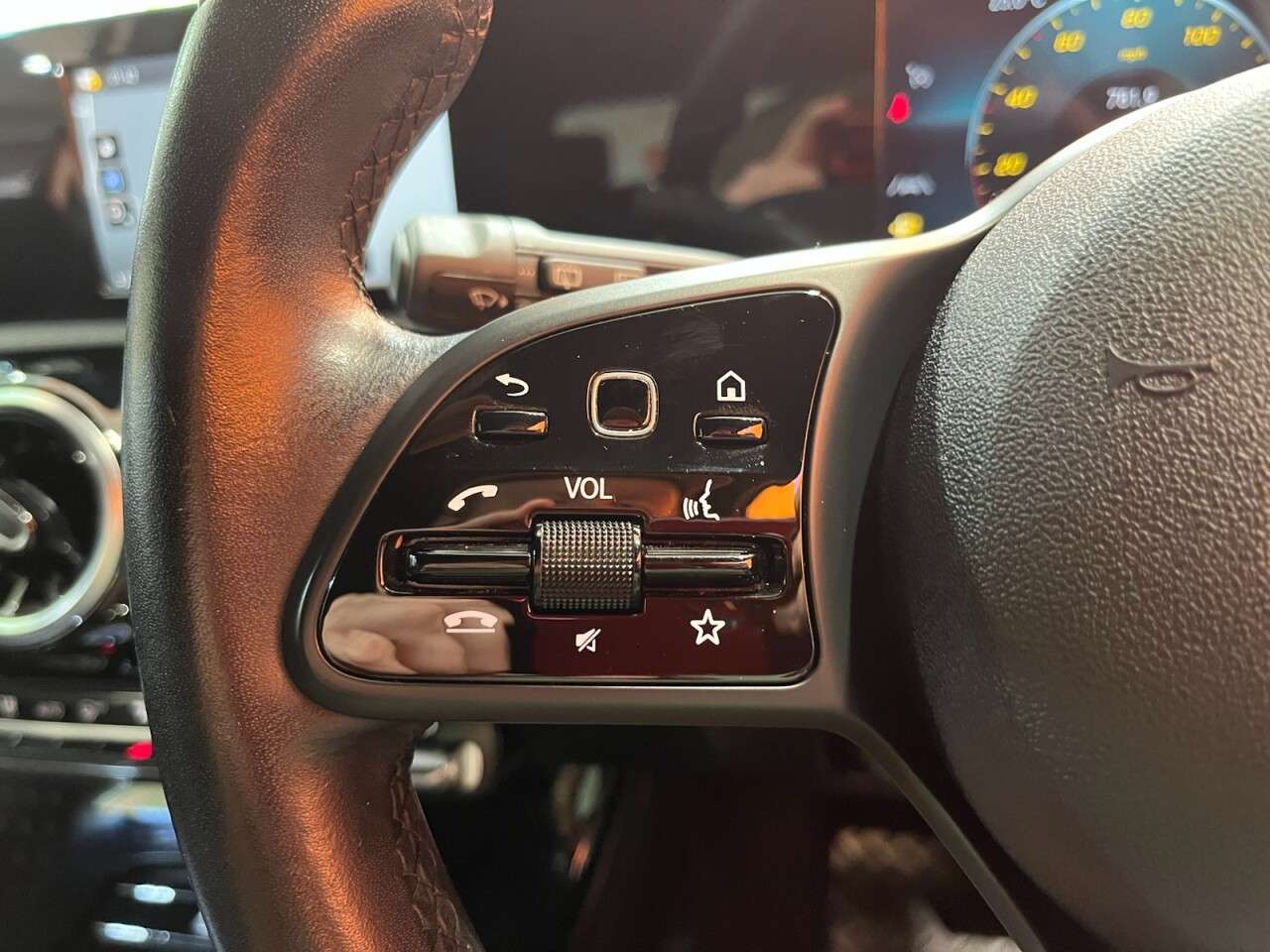 2019 MERCEDES-BENZ A CLASS 2019 MERCEDES-BENZ A CLASS