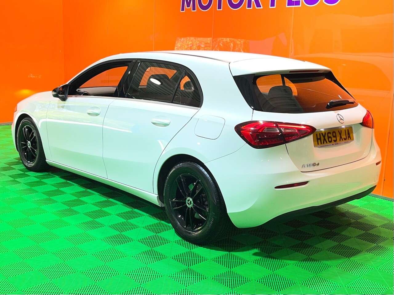 A 2019 MERCEDES-BENZ A CLASS 1.5 A180d SE Hatchback 5dr Diesel 7G-DCT Euro 6 (s/s) (116 ps) Visit Over 4 A 2019 MERCEDES-BENZ A CLASS 1.5 A180d SE Hatchback 5dr Diesel 7G-DCT Euro 6 (s/s) (116 ps) Visit Over 4