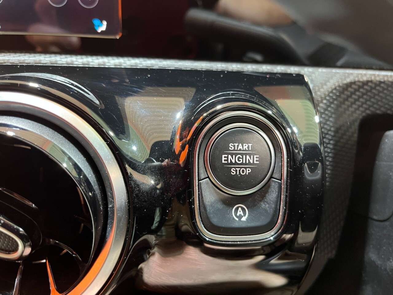 2019 MERCEDES-BENZ A CLASS 2019 MERCEDES-BENZ A CLASS