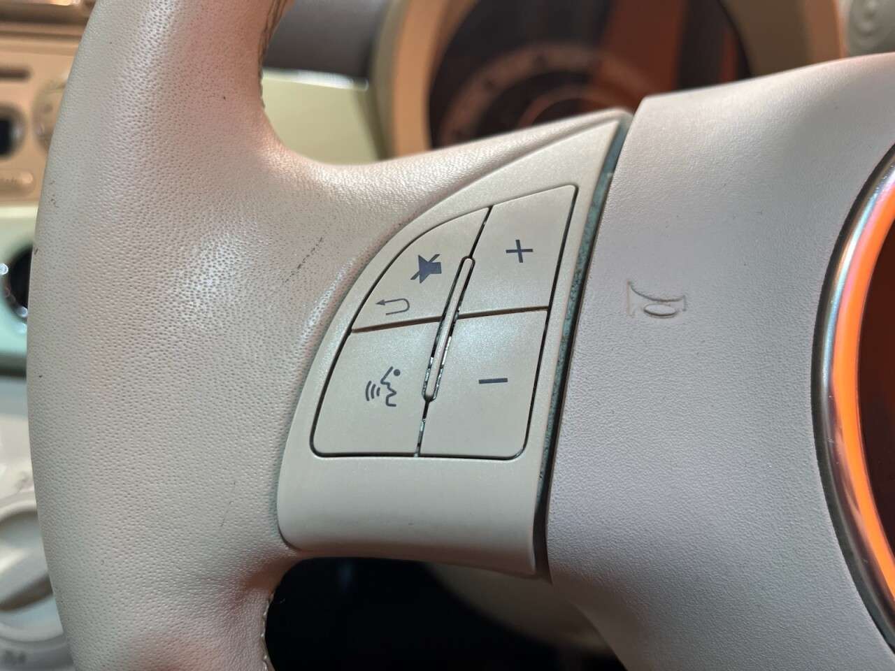 2015 FIAT 500 2015 FIAT 500