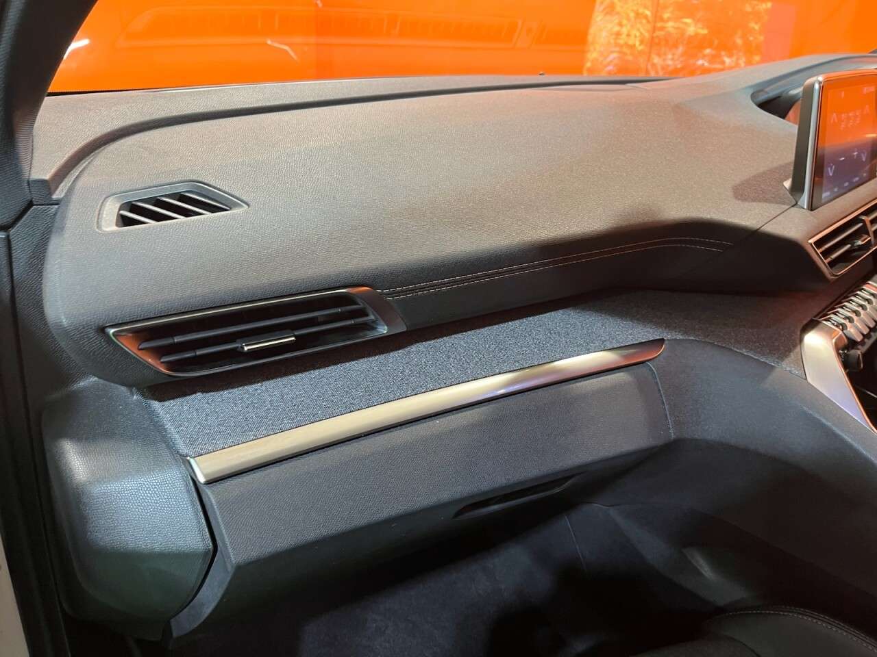2020 PEUGEOT 3008 2020 PEUGEOT 3008