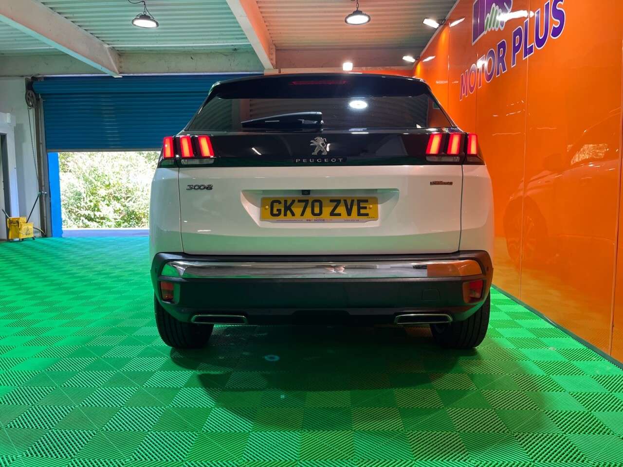 2020 PEUGEOT 3008 2020 PEUGEOT 3008