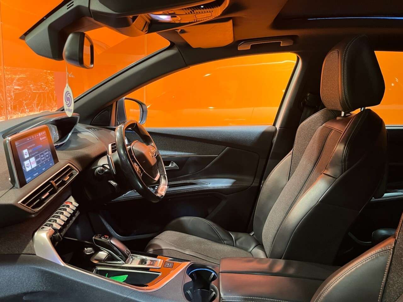 2018 PEUGEOT 5008 2018 PEUGEOT 5008