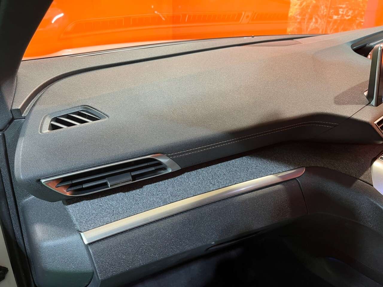 2018 PEUGEOT 5008 2018 PEUGEOT 5008