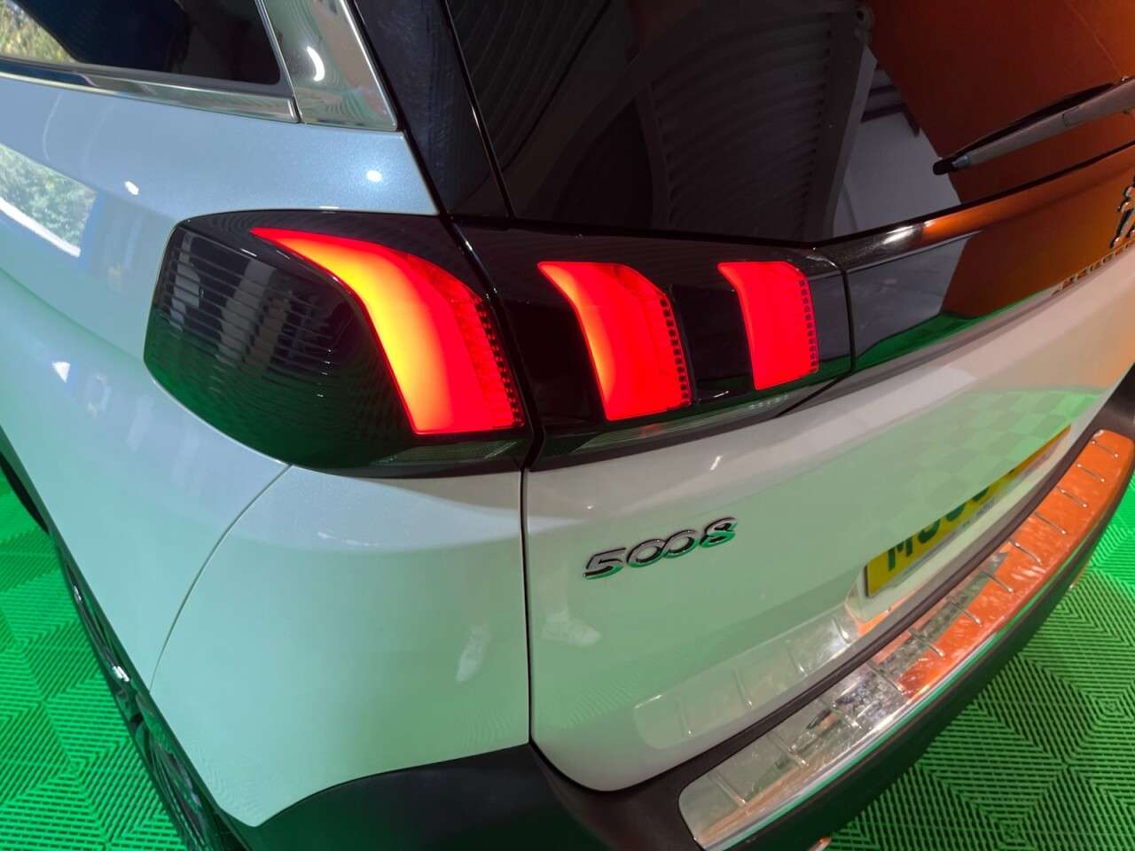 2018 PEUGEOT 5008 2018 PEUGEOT 5008