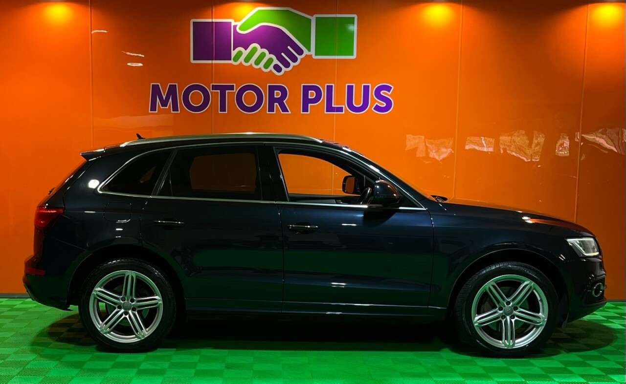 2015 AUDI Q5 2015 AUDI Q5