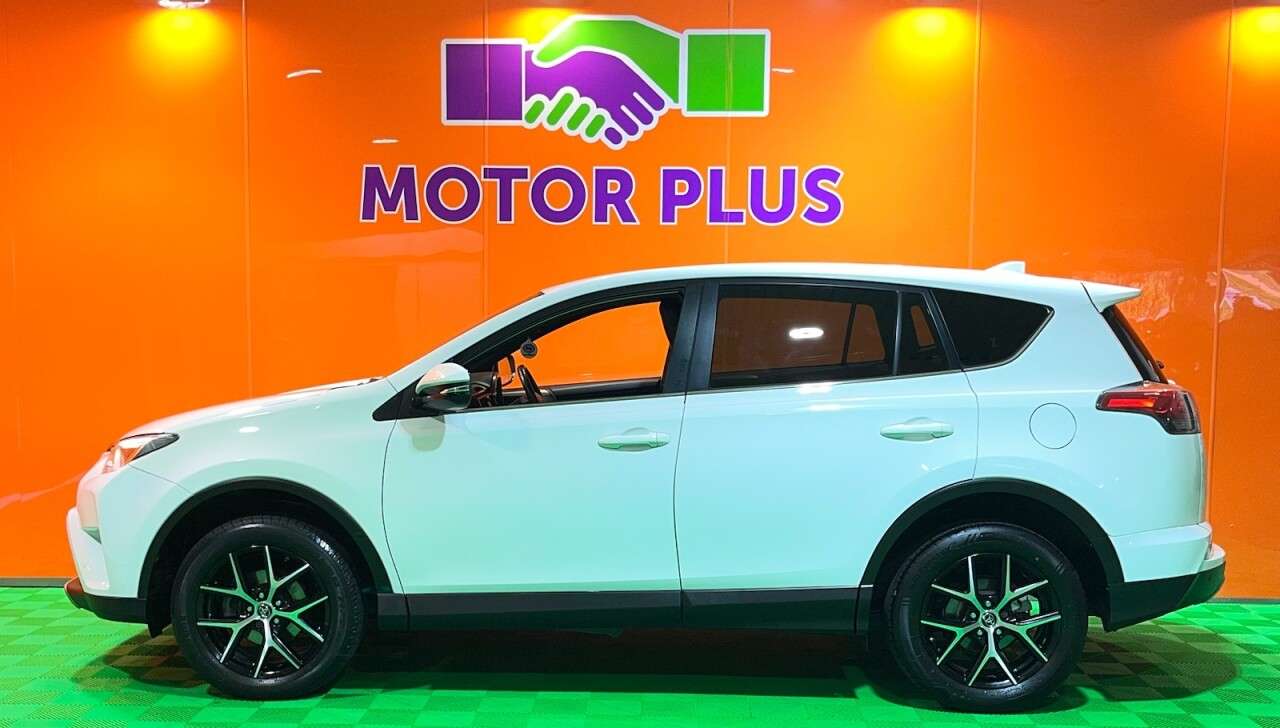 A 2016 TOYOTA RAV4 2.0 D-4D Icon SUV 5dr Diesel Manual Euro 6 (s/s) (143 ps) Visit Over 400 Ca A 2016 TOYOTA RAV4 2.0 D-4D Icon SUV 5dr Diesel Manual Euro 6 (s/s) (143 ps) Visit Over 400 Ca