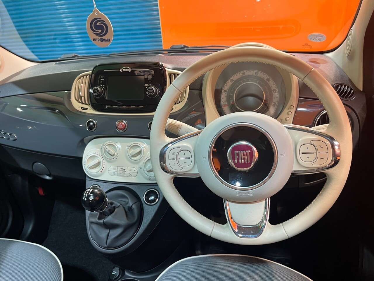 2018 FIAT 500 2018 FIAT 500