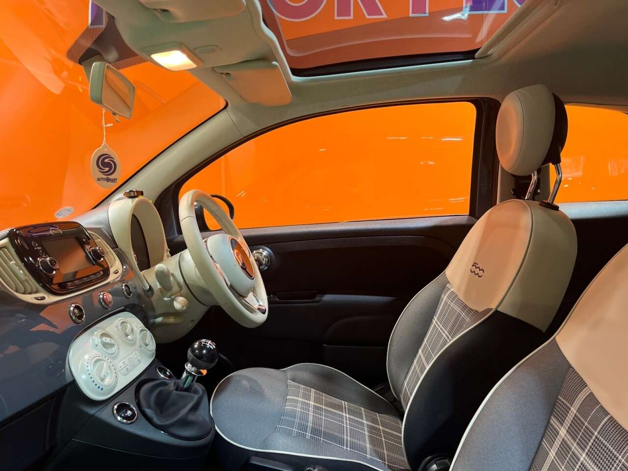 2018 FIAT 500 2018 FIAT 500