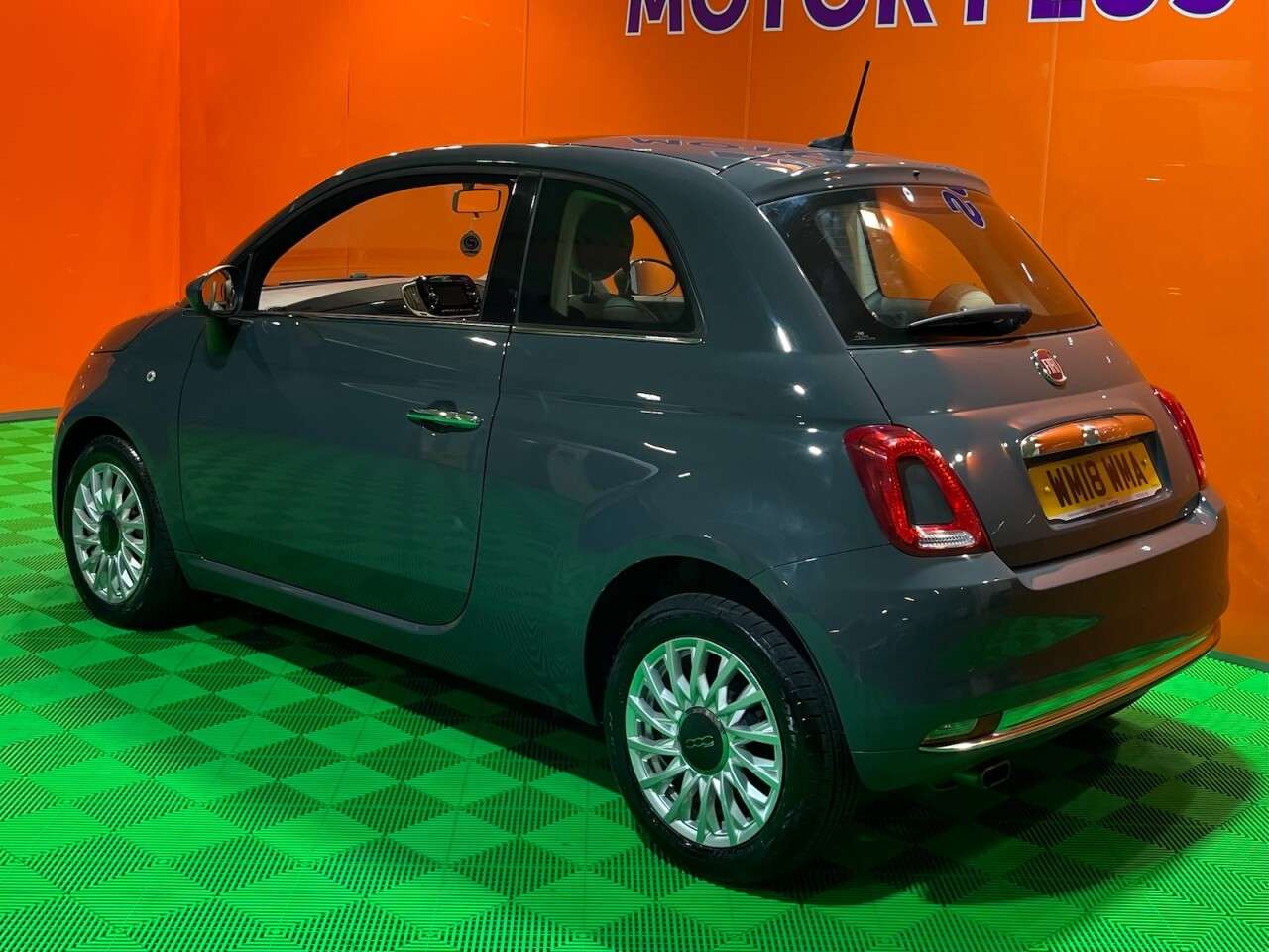 2018 FIAT 500 2018 FIAT 500