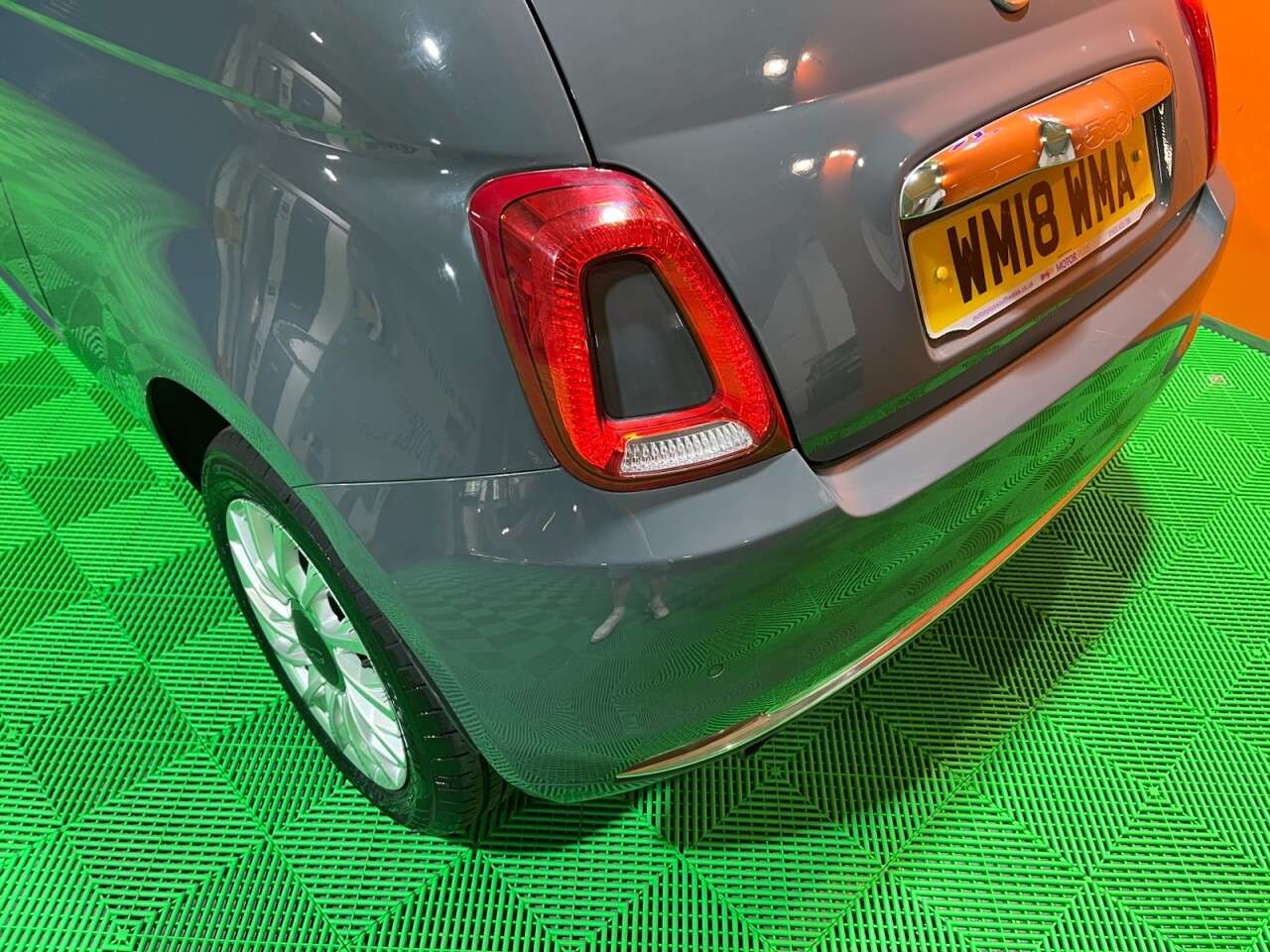 2018 FIAT 500 2018 FIAT 500