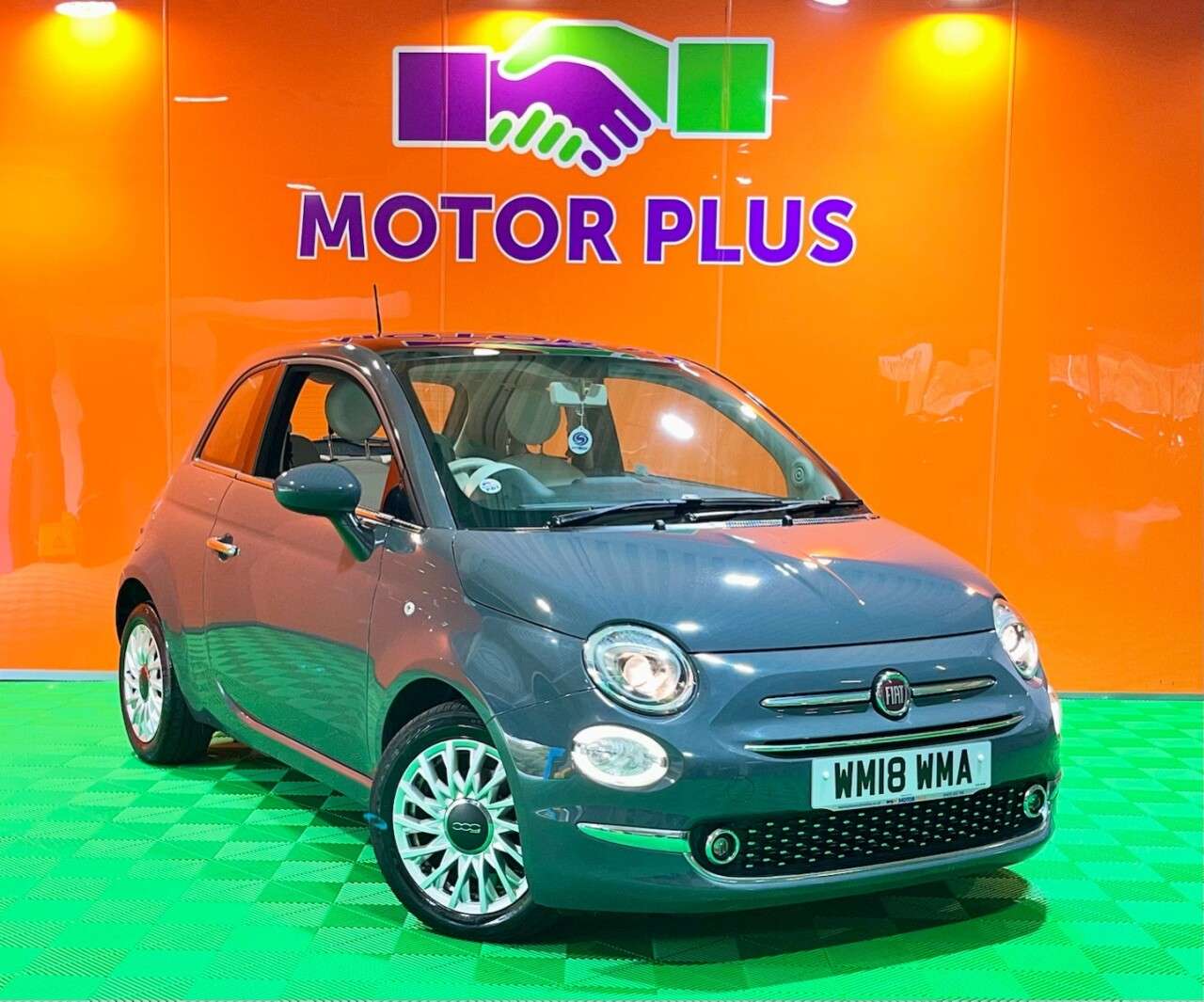 A 2018 FIAT 500 1.2 Lounge Hatchback 3dr Petrol Manual Euro 6 (s/s) (69 bhp) Visit Over 400 A 2018 FIAT 500 1.2 Lounge Hatchback 3dr Petrol Manual Euro 6 (s/s) (69 bhp) Visit Over 400