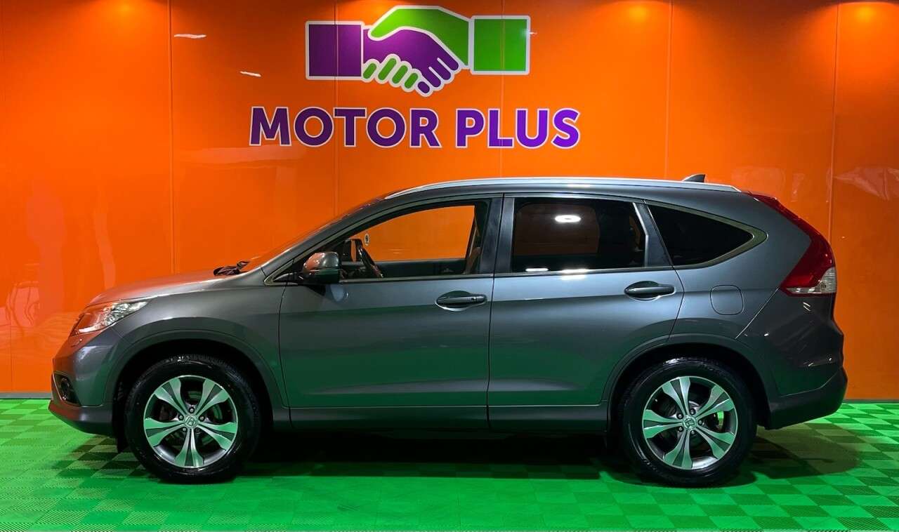 A 2013 HONDA CR-V 2.2 i-DTEC EX SUV 5dr Diesel Auto 4WD Euro 5 (150 ps) Visit Over 400 Cars I A 2013 HONDA CR-V 2.2 i-DTEC EX SUV 5dr Diesel Auto 4WD Euro 5 (150 ps) Visit Over 400 Cars I