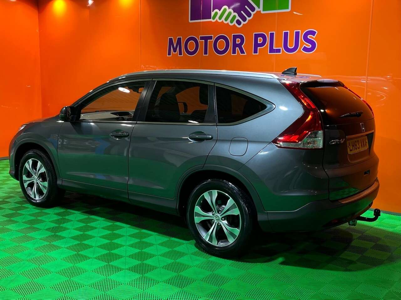 A 2013 HONDA CR-V 2.2 i-DTEC EX SUV 5dr Diesel Auto 4WD Euro 5 (150 ps) Visit Over 400 Cars I A 2013 HONDA CR-V 2.2 i-DTEC EX SUV 5dr Diesel Auto 4WD Euro 5 (150 ps) Visit Over 400 Cars I
