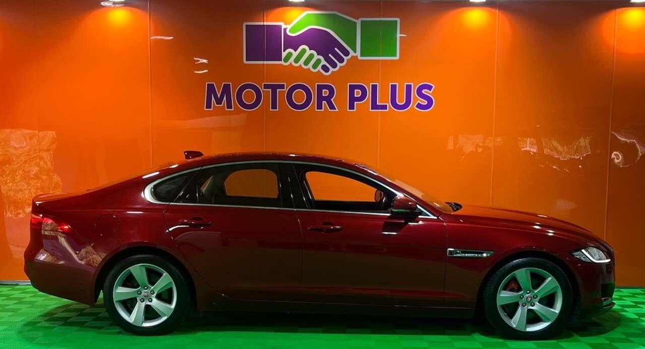 A 2016 JAGUAR XF 2.0d Portfolio Saloon 4dr Diesel Auto Euro 6 (s/s) (180 ps) Visit Over 400 A 2016 JAGUAR XF 2.0d Portfolio Saloon 4dr Diesel Auto Euro 6 (s/s) (180 ps) Visit Over 400