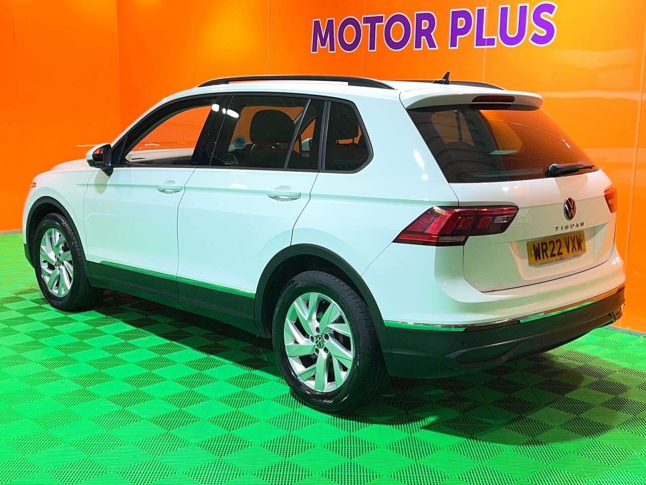 A 2022 VOLKSWAGEN TIGUAN 2.0 TDI Life SUV 5dr Diesel Manual Euro 6 (s/s) (150 ps) Visit Over 400 Car A 2022 VOLKSWAGEN TIGUAN 2.0 TDI Life SUV 5dr Diesel Manual Euro 6 (s/s) (150 ps) Visit Over 400 Car