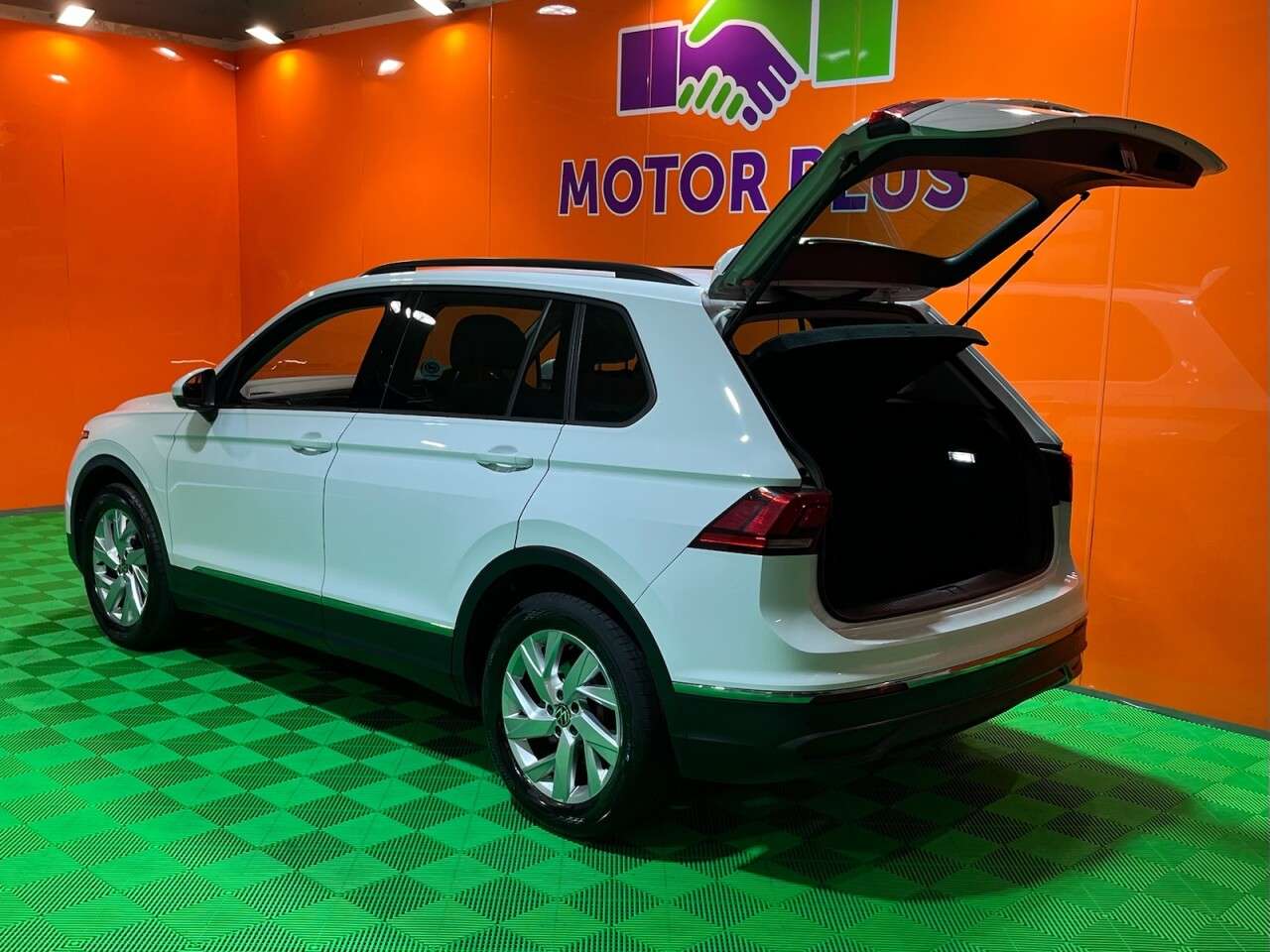 2022 VOLKSWAGEN TIGUAN 2022 VOLKSWAGEN TIGUAN