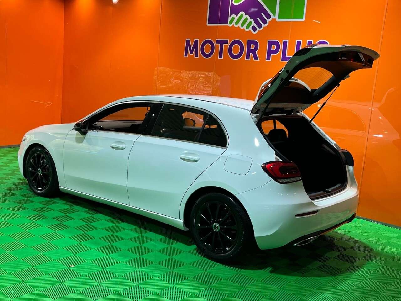 2019 MERCEDES-BENZ A CLASS 2019 MERCEDES-BENZ A CLASS