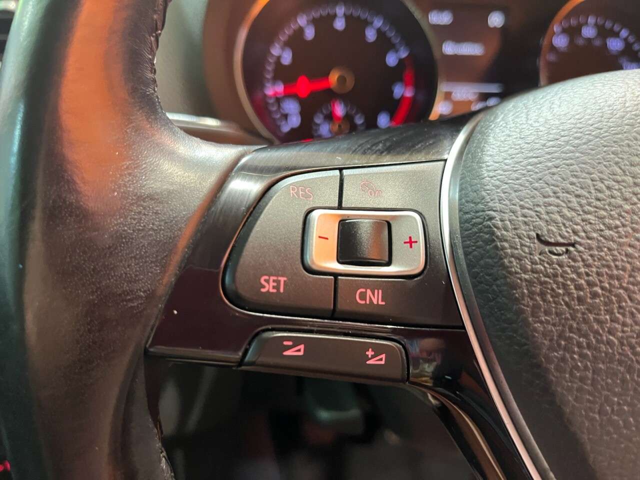 2017 VOLKSWAGEN POLO 2017 VOLKSWAGEN POLO